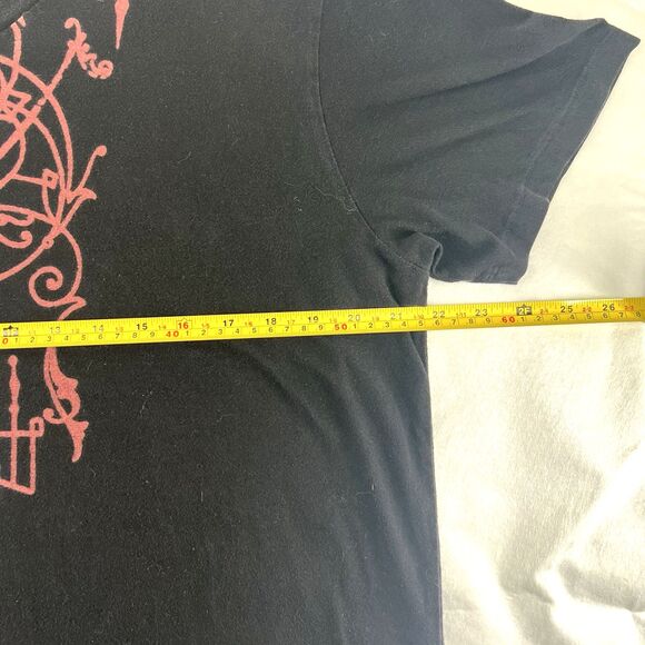 Guess men's v-neck t-shirt with an ornate graphic design XL - Picture 6 of 10